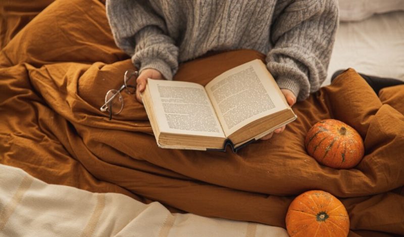 kiz-arkadasa-alinabilecek-kitaplar