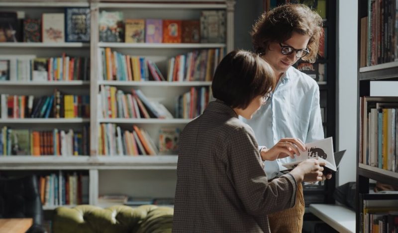 yakin-arkadasa-alinabilecek-kitaplar