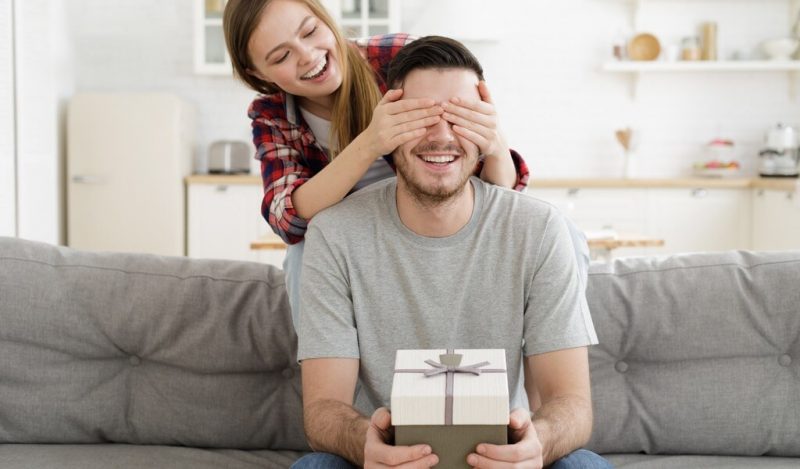 erkek-sevgiliye-surpriz-fikirleri