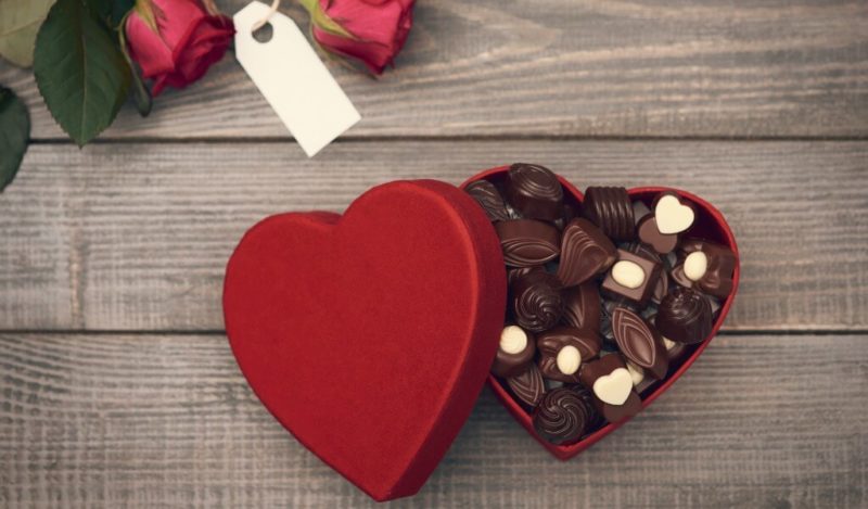 birbirinden-lezzetli-ve-sk-10-cikolatalı-sevgililer-gunu-hediyesi