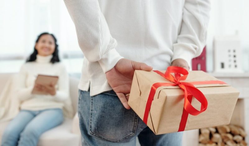 ese-sevgililer-gunuu-hediyesi-ne-alinabilir