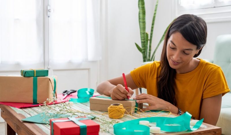 8-mart-kadinlar-gunu-icin-el-yapimi-hediyeler