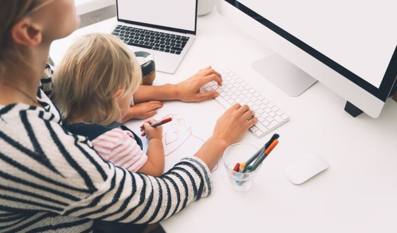 kurumsal-anneler-gunu