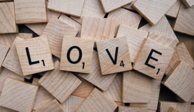 gercek-ask-nedir-nasil-hissedilir-platonik-ve-gercek-askin-tanimi