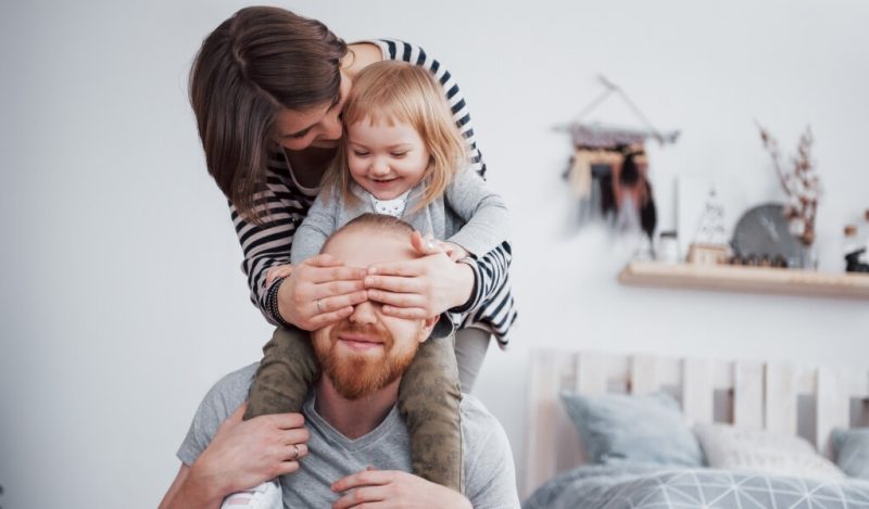 anne-baba-ve-evlat-sevgisi