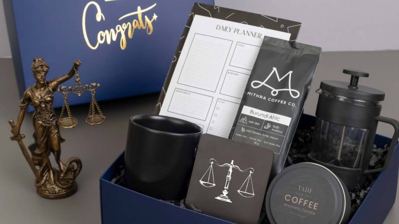 erkek-avukata-hediye-kutusu-2024