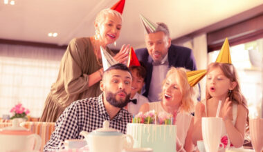 baba-yarisi-amcaya-dogum-gunu-mesajlari-40-harika-fikir-muhiku-blog