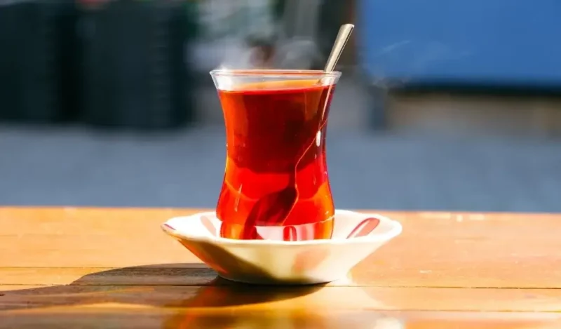 siyah-cay-neye-iyi-gelir