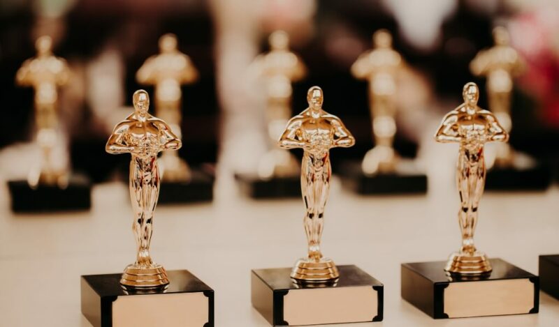 yilin-en-iyi-sevgilisi-odulu