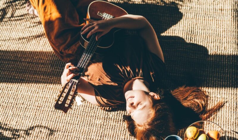 kadinlarla-ilgili-sarkilar (2)