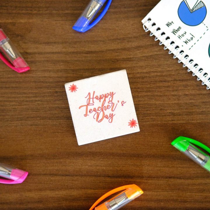 Happy Teacher’s Day Çiçek Desenli Magnet