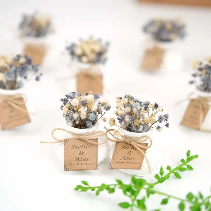 Mini Vazoda Kuru Çiçek Süslemeli Hediyelik - Mavi