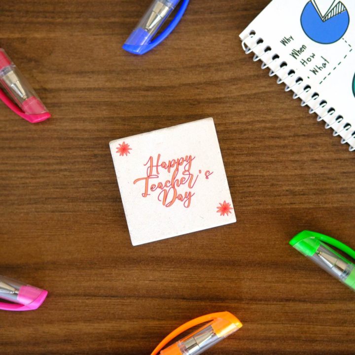 Happy Teachers Day Çiçek Desenli Magnet