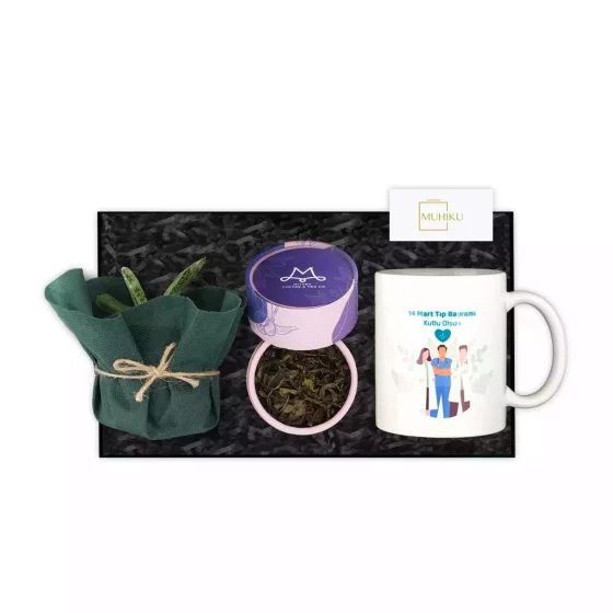 Çay Sever Sağlık Çalışanına Hediye Kutusu