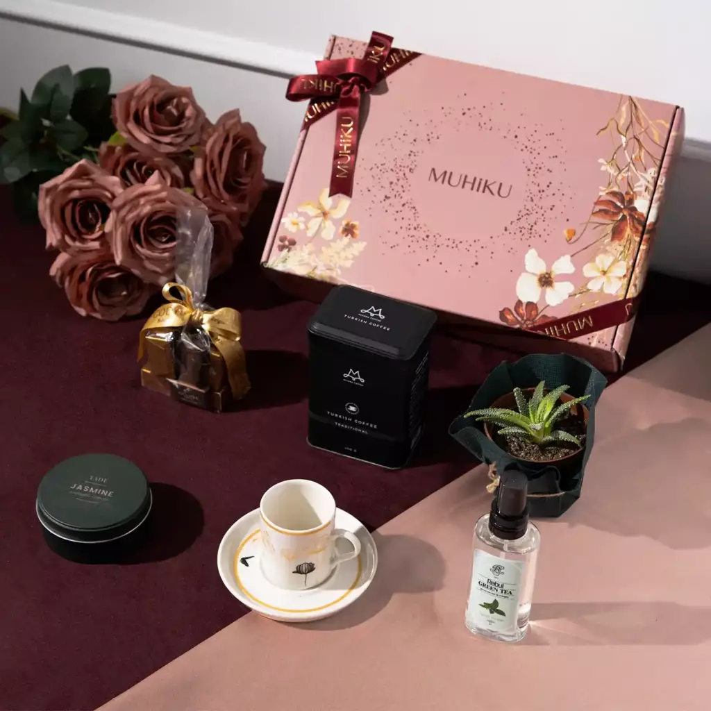 Keyifli Saatler Hediye Kutusu Keyifli Saatler Hediye Kutusu