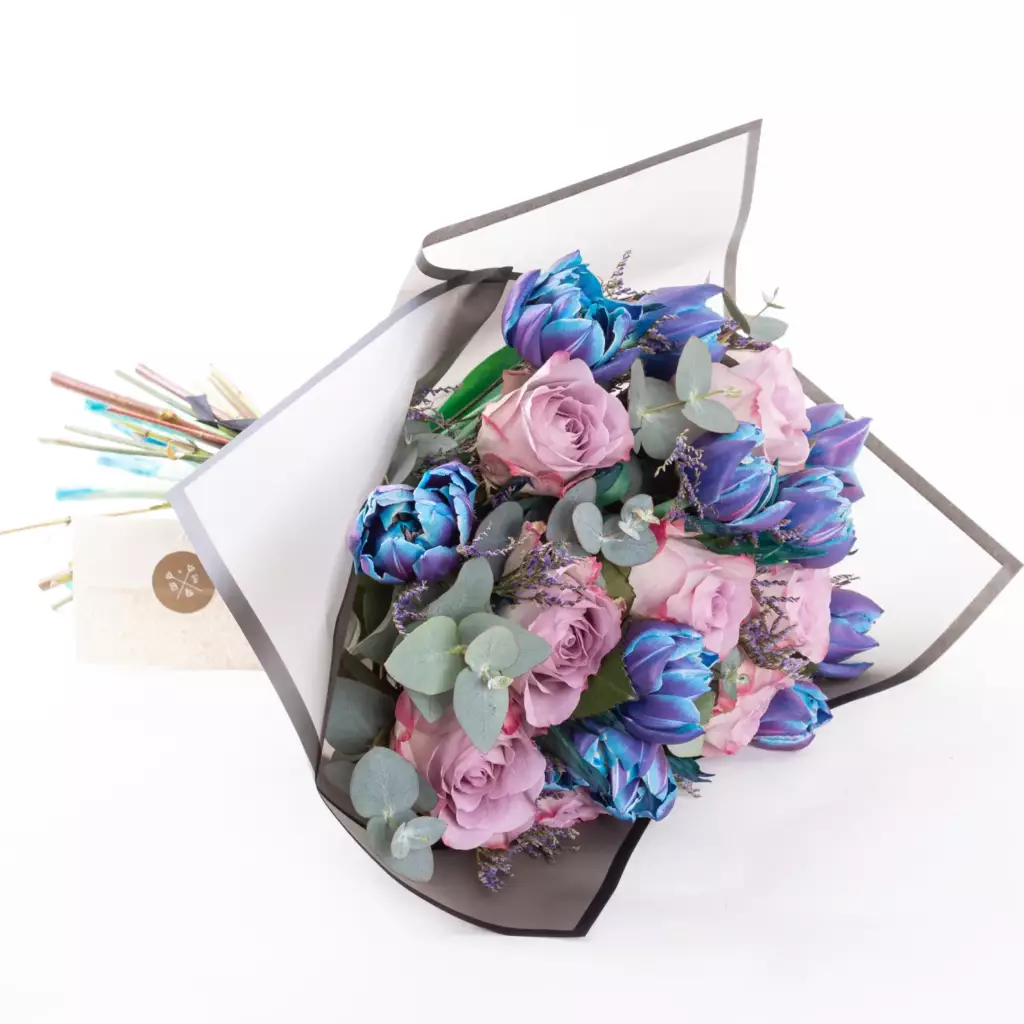 Mistral - Lale ve Gül Çiçek Buketi Mistral - Lale ve Gül Çiçek Buketi