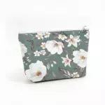 Beyaz Çiçek Desenli Makyaj Çantası