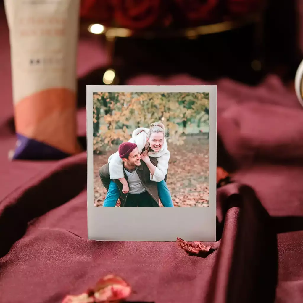 Sevgiliyi Gülümseten Hediye Kutusu Sevgiliyi Gülümseten Hediye Kutusu