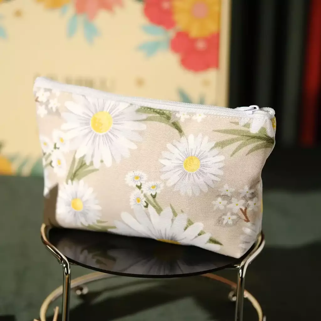 Çiçeksi Kokular Hediye Kutusu Çiçeksi Kokular Hediye Kutusu