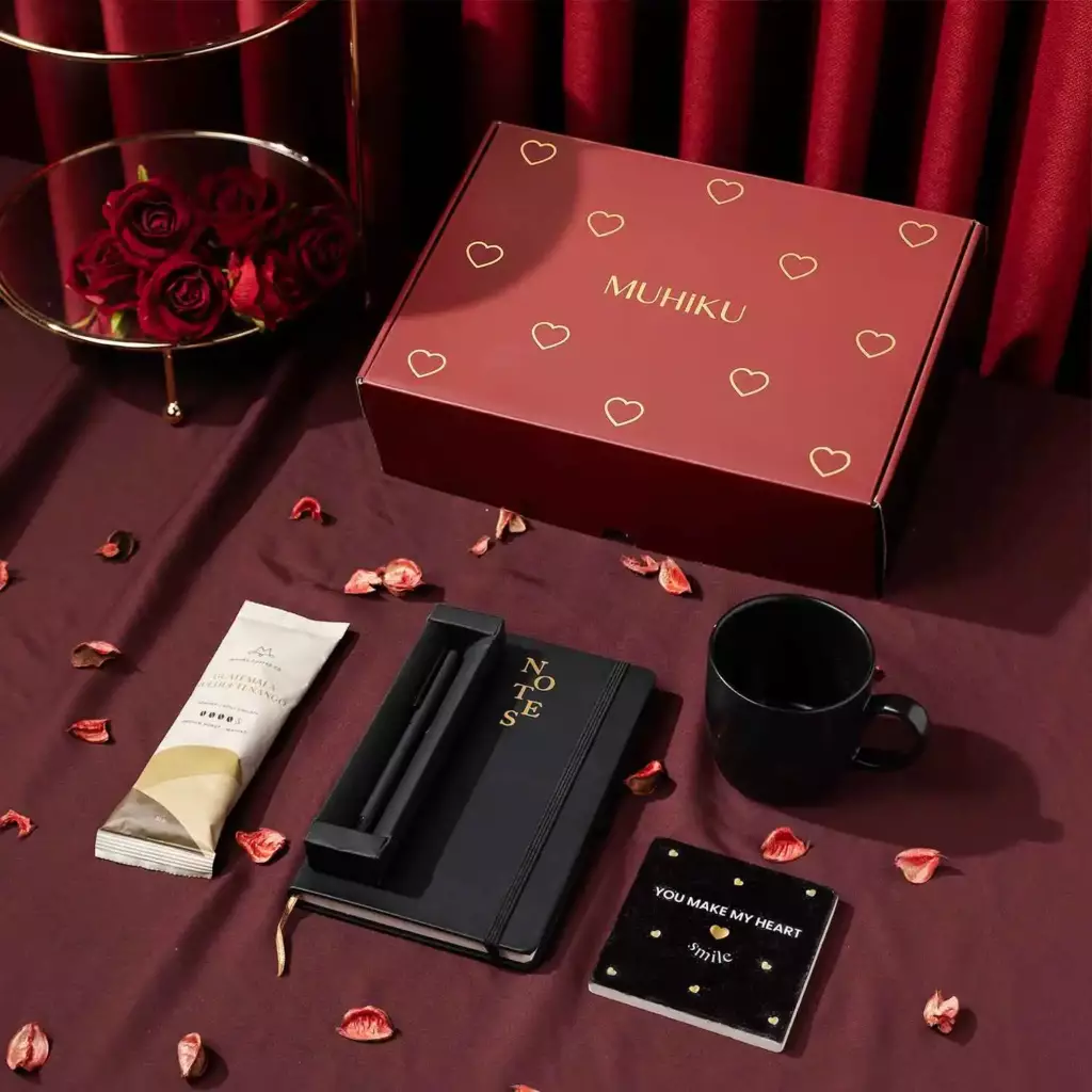 Planlı Sevgiliye Hediye Kutusu Planlı Sevgiliye Hediye Kutusu