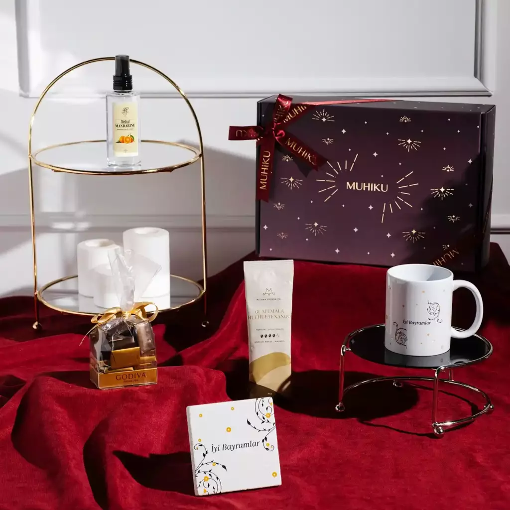 Kahveli Hoş Sohbetler Hediye Kutusu Kahveli Hoş Sohbetler Hediye Kutusu